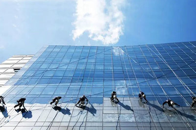 外墙清洗 专业工作流程与透明收费标准解析